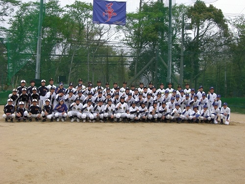 神戸弘陵高校女子野球部と試合をしました。