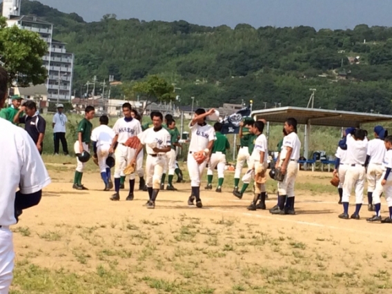 芦屋シニアと練習試合を行いました。